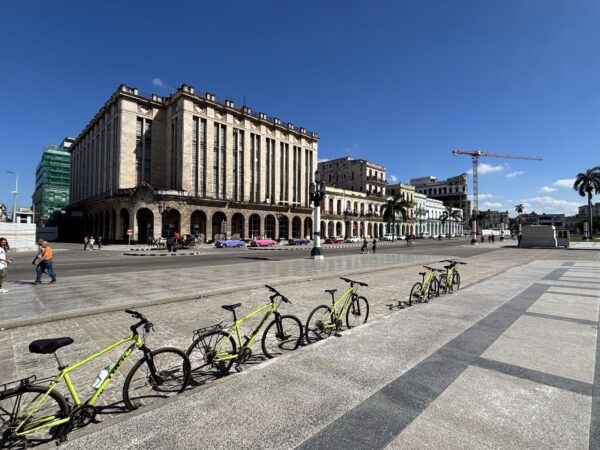 Cuba Bike Tour