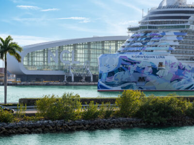 NCL Luna