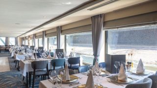 MS Lisabelle -Restaurant - Tische mit Besteck